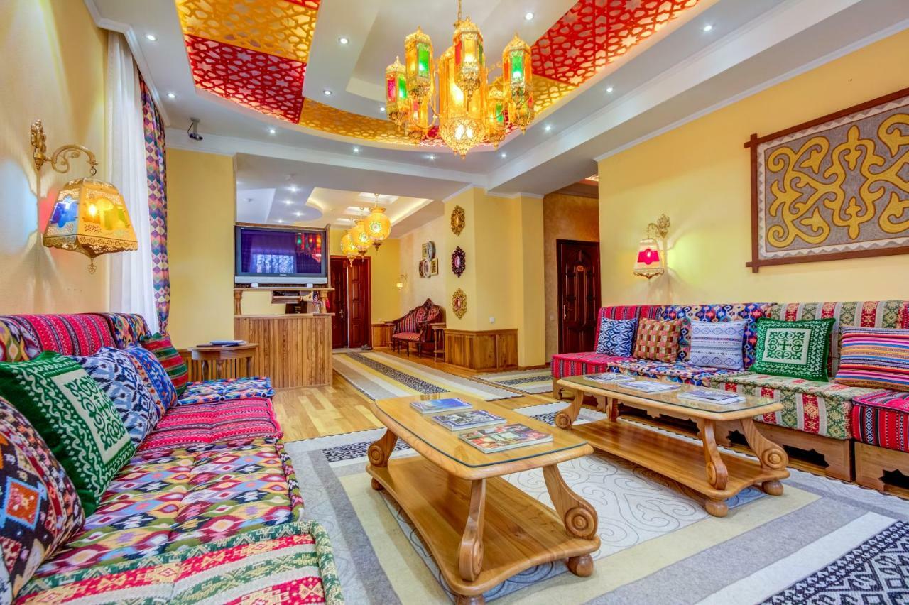 Navat Hotel بيشكيك المظهر الخارجي الصورة